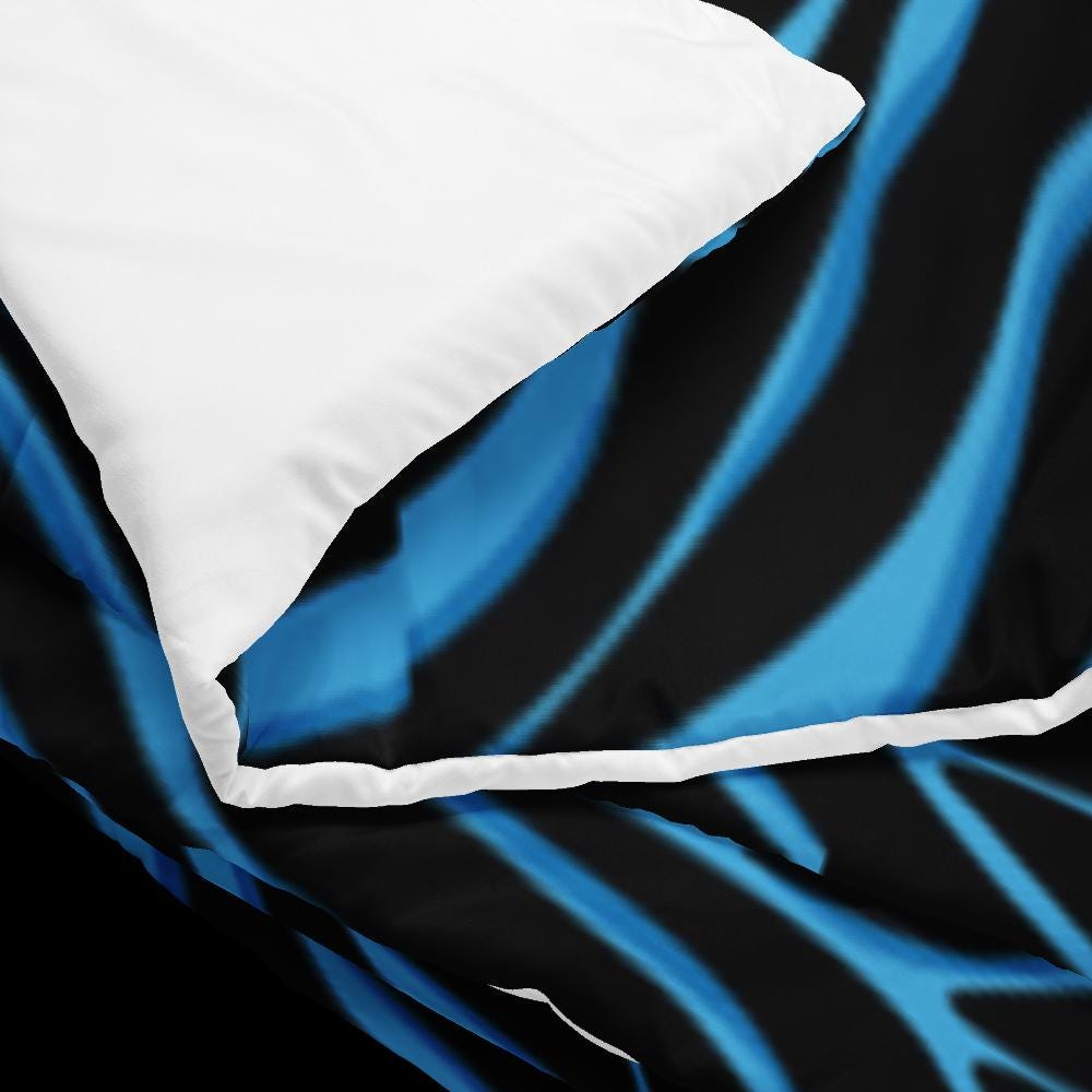Blue Abstract Comforter – King & Queen Size | Modern Soft Bedding